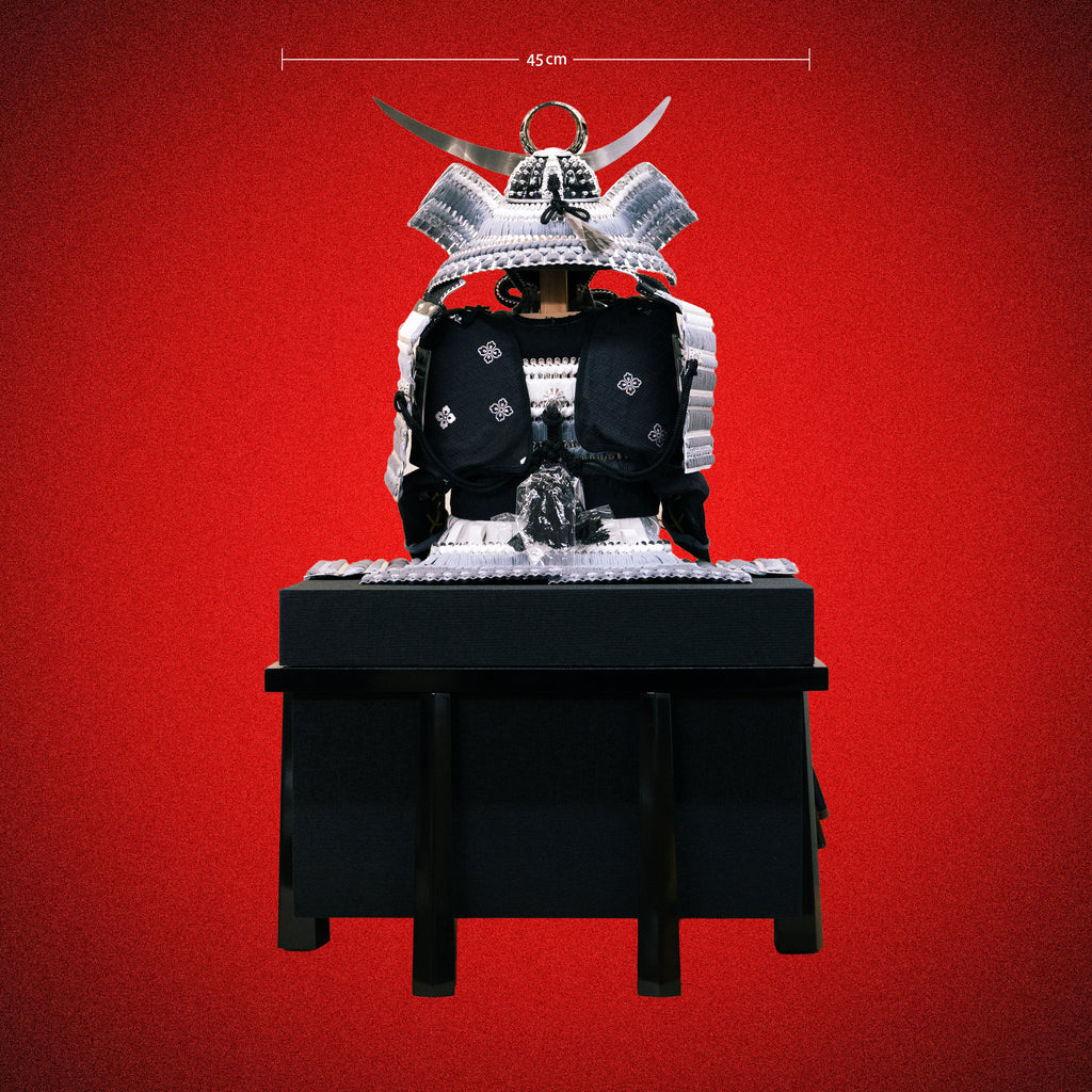 Crescent Moon Kabuto Yoroi – Black & Silver Samurai Display Armor